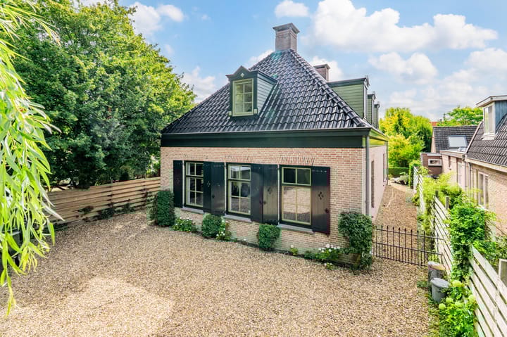 Photo 24 of Aalsmeerderweg 322