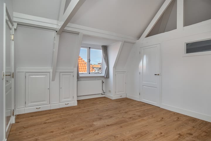 Foto 18 van Denneweg 116-C