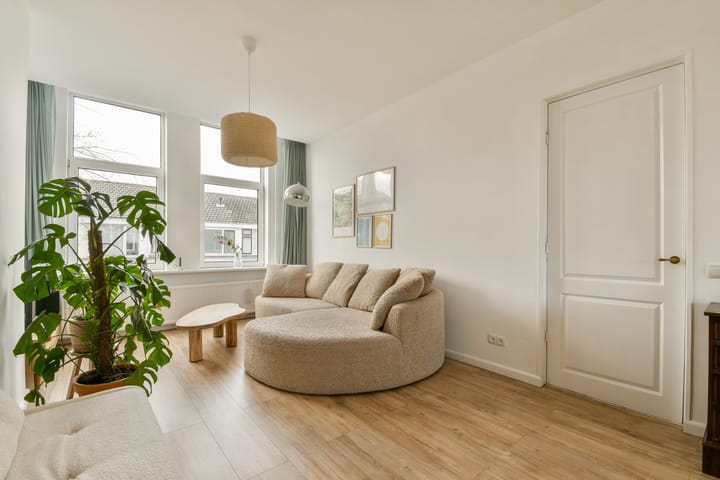 Foto 6 van De Genestetstraat 70