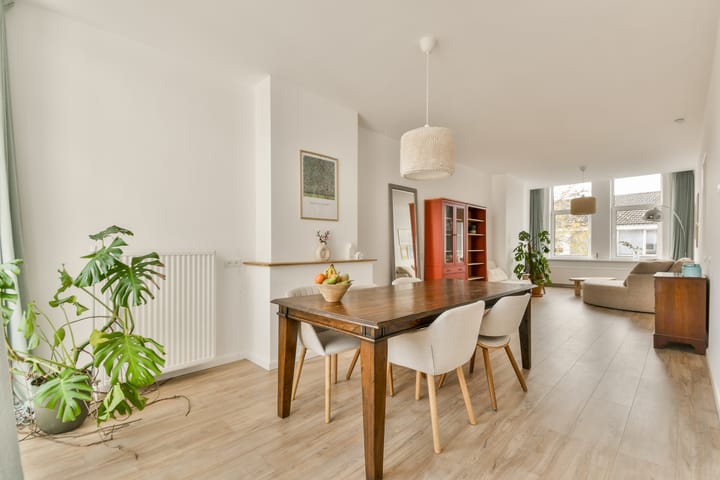 Foto 10 van De Genestetstraat 70