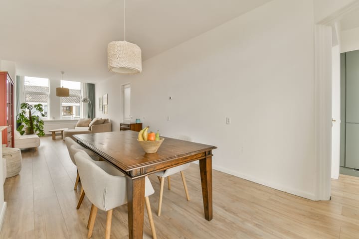 Foto 11 van De Genestetstraat 70