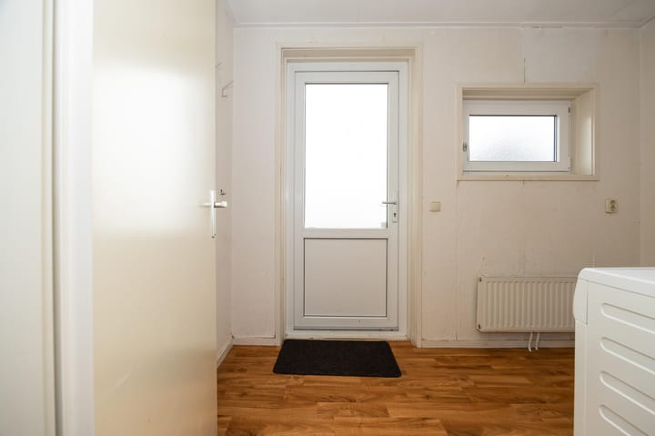 Photo 12 of De Waid 110