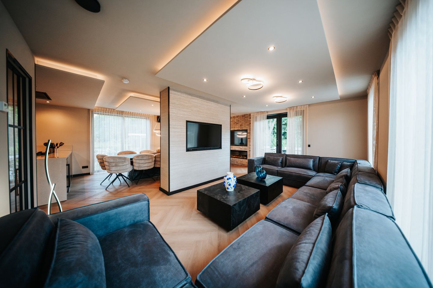 Photo 4 of Hogebrugweg 11-B2