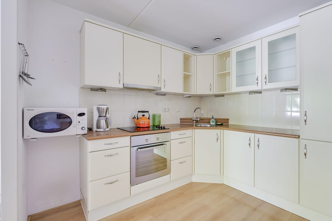 Photo 11 of Merelstraat 60