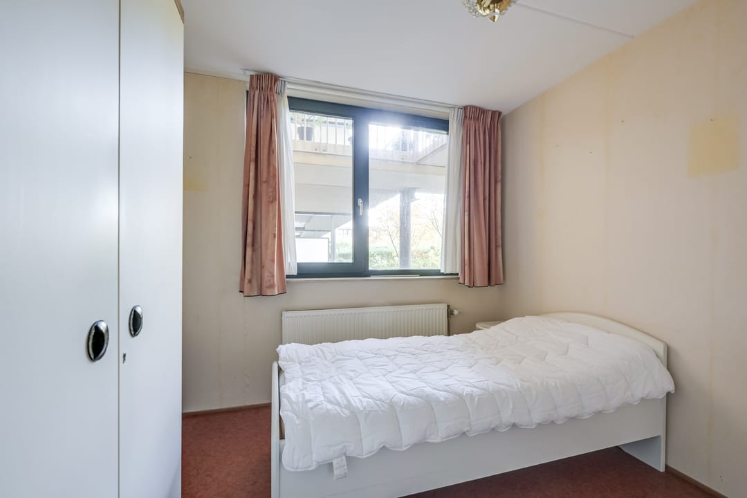 Photo 16 of Merelstraat 60