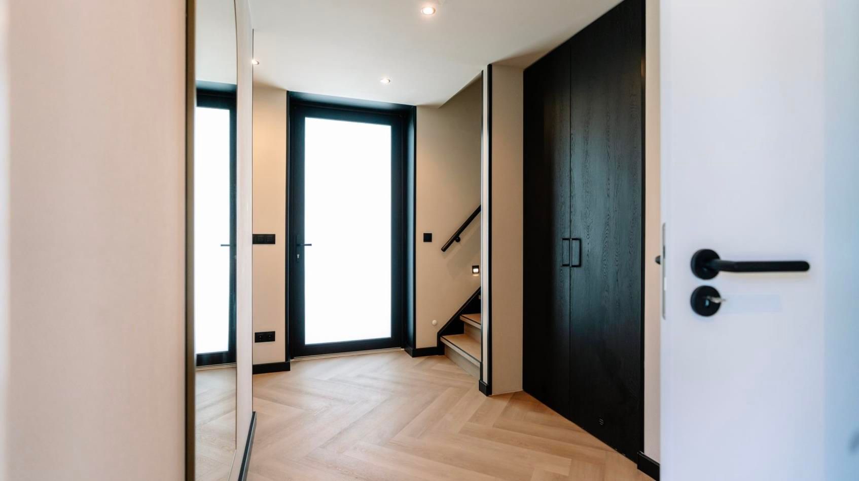 6-bedroom freehold villa in Waarland — photo 4 of 5