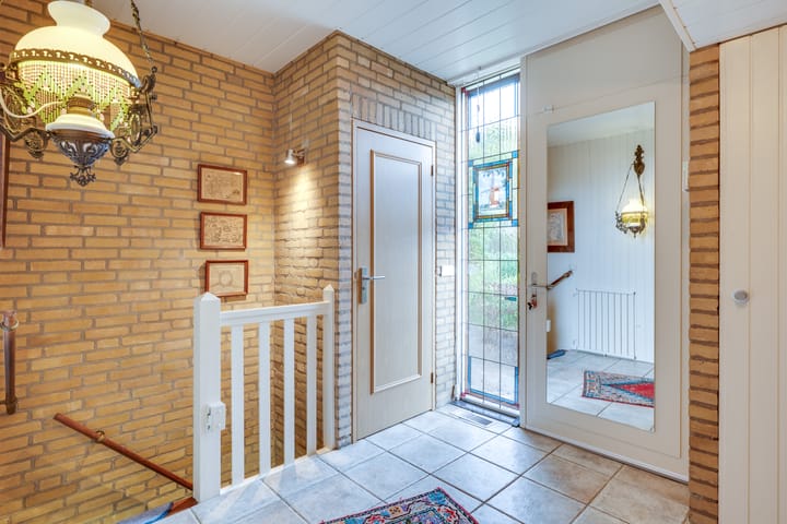 Foto 6 van Bisschop Bekkerslaan 1