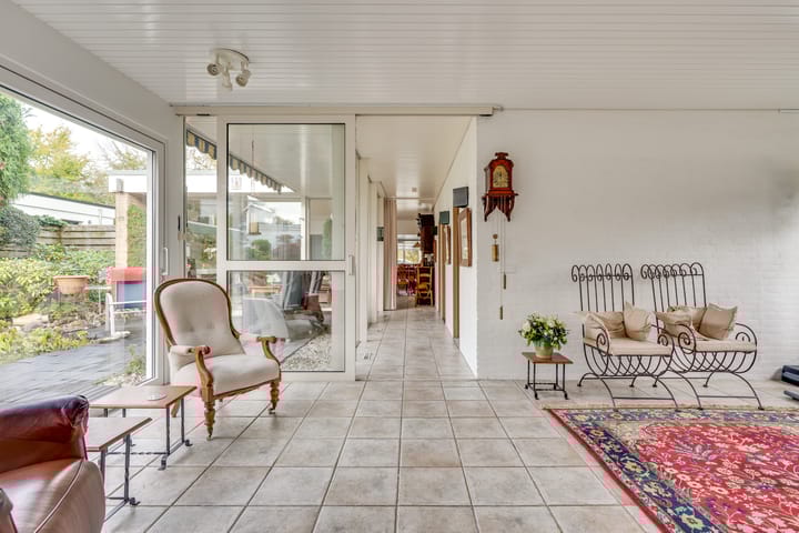 Foto 14 van Bisschop Bekkerslaan 1