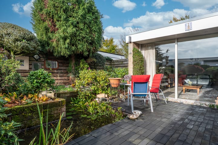 Foto 22 van Bisschop Bekkerslaan 1