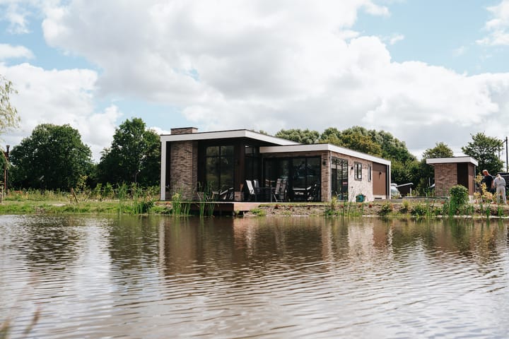 Photo 2 of Hogebrugweg 11-A