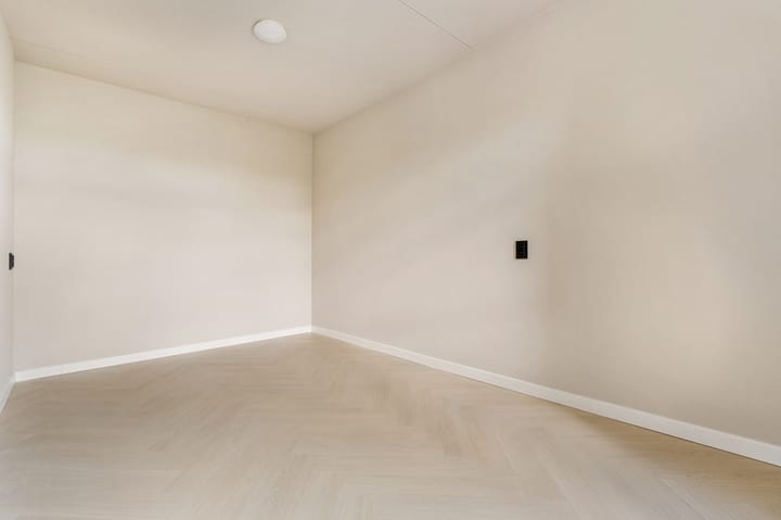 Foto 12 van Midscheeps 112