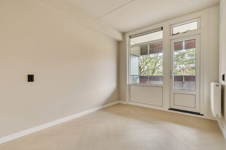 Foto 14 van Midscheeps 112