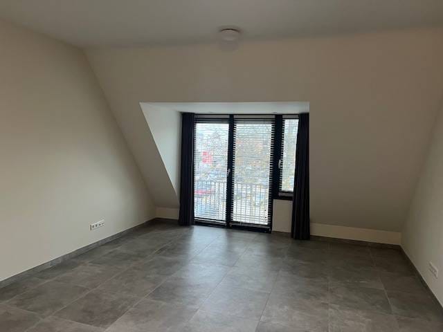 Photo 3 of Margrietstraat 7-E