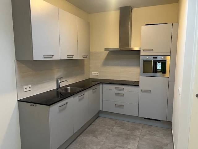 Photo 4 of Margrietstraat 7-E
