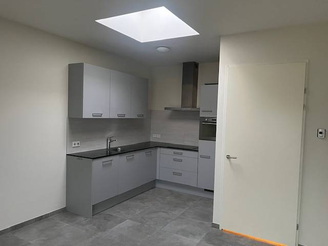 Photo 2 of Margrietstraat 7-E