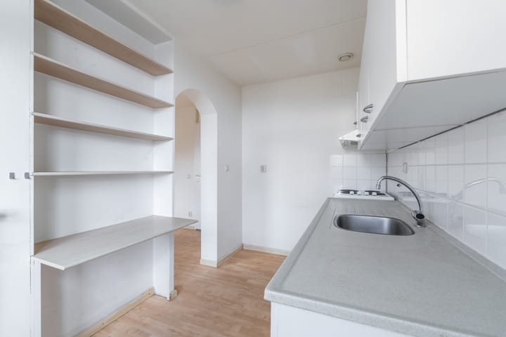 Photo 19 of Haarlemmerweg 1-E