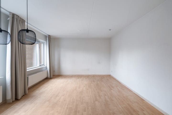 Photo 12 of Haarlemmerweg 1-E