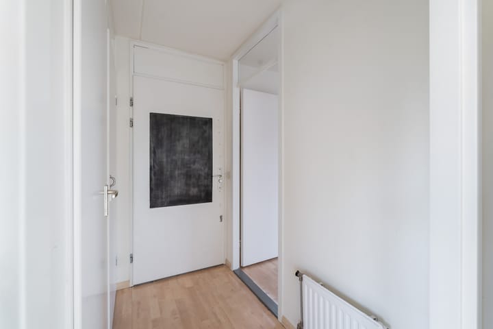 Photo 11 of Haarlemmerweg 1-E