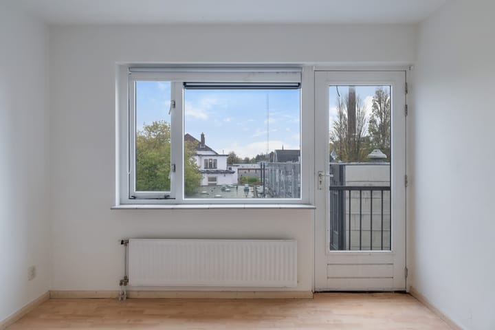 Photo 5 of Haarlemmerweg 1-E