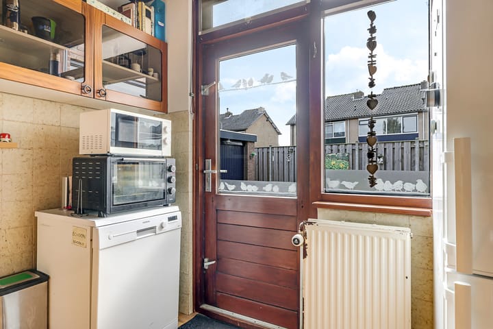 Photo 21 of De Tip 10