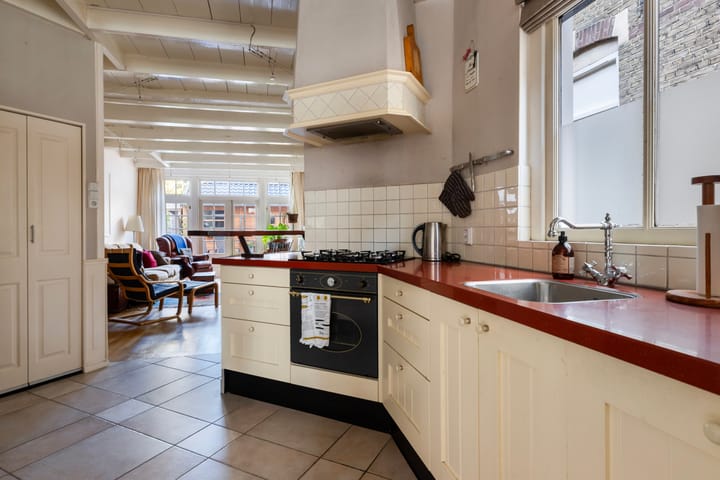 Foto 15 van Spieringstraat 59