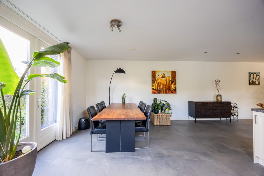 Photo 13 of Berghemseweg 140