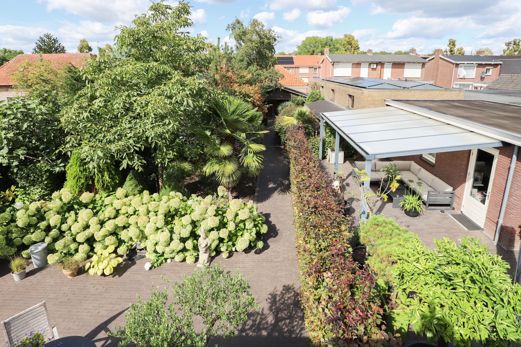 Photo 24 of Berghemseweg 140