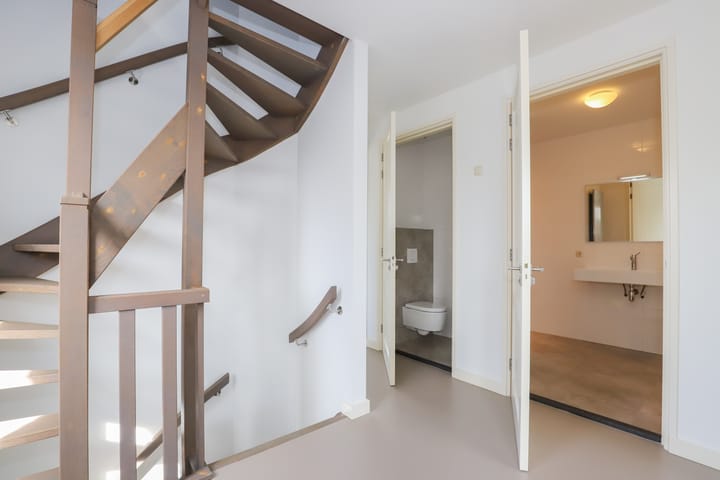 Foto 26 van Berghemseweg 140