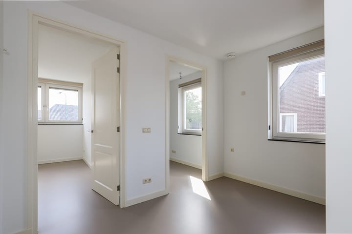 Foto 31 van Berghemseweg 140