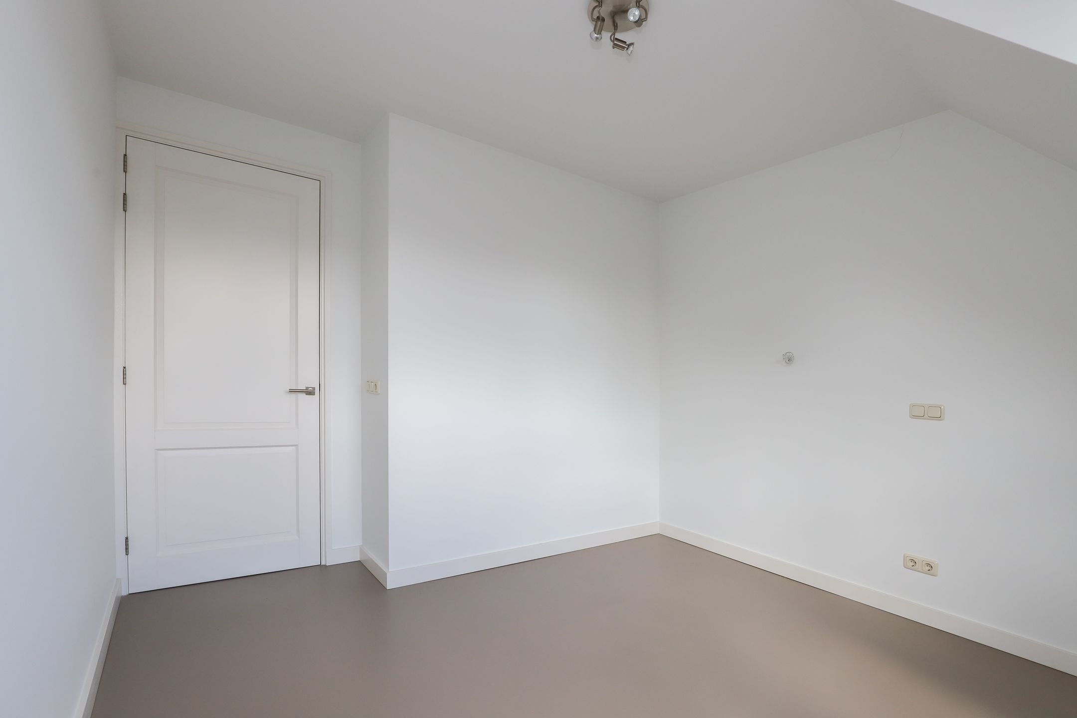 Photo 33 of Berghemseweg 140