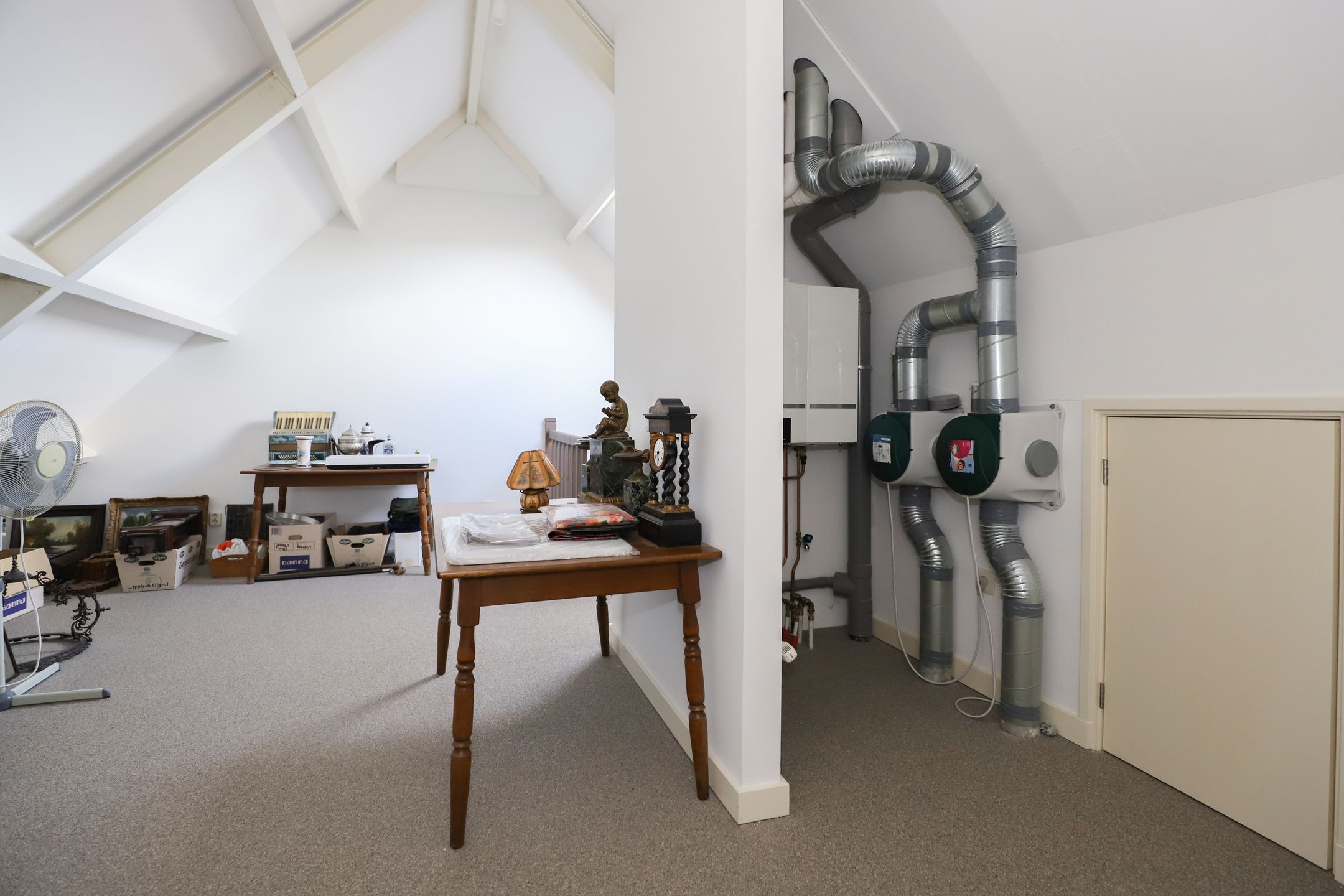 Photo 36 of Berghemseweg 140