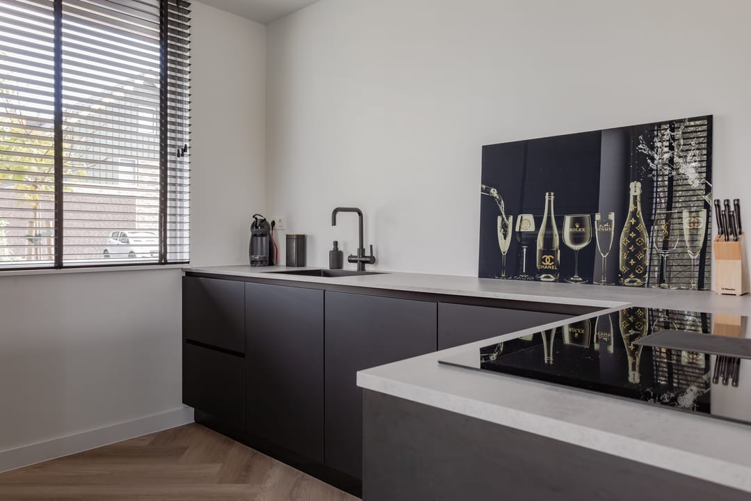 Photo 8 of Zeewolf 29