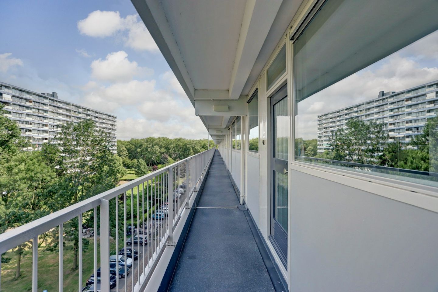 Foto 20 van Herman Gorterplaats 145