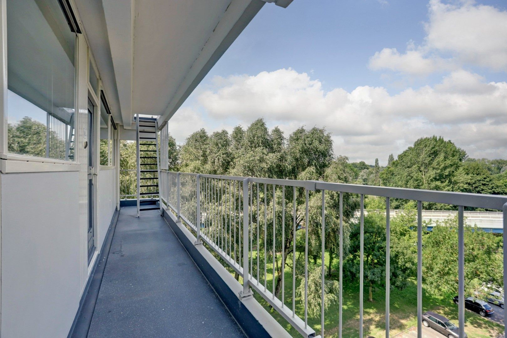 Foto 21 van Herman Gorterplaats 145