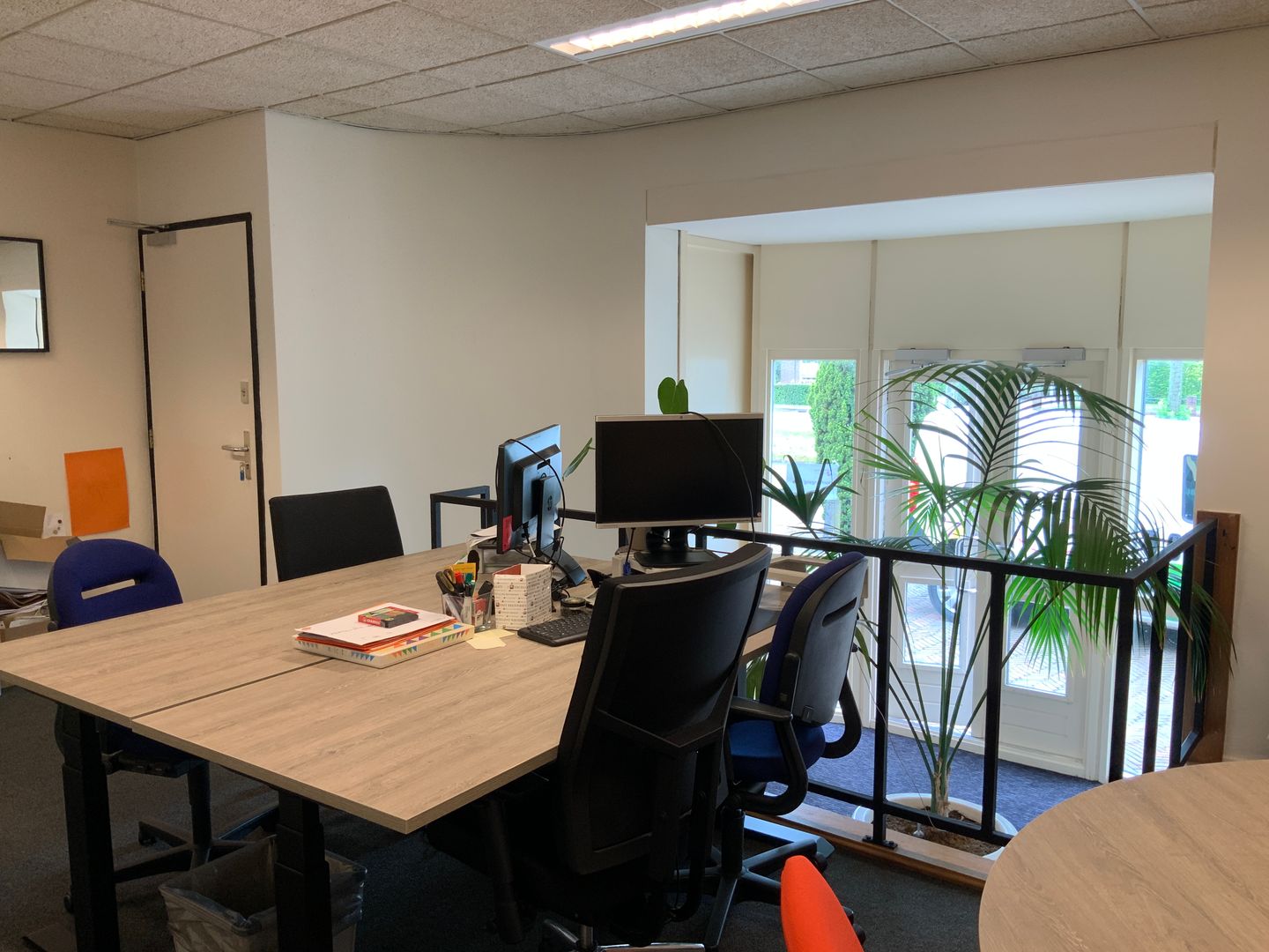 Bekijk foto 2 van Nieuwe Rijksweg 37