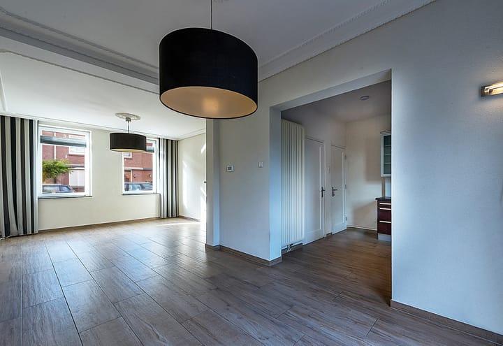 Foto 8 van Julianastraat 41