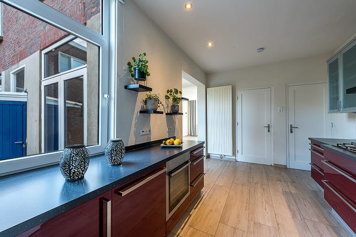 Foto 12 van Julianastraat 41