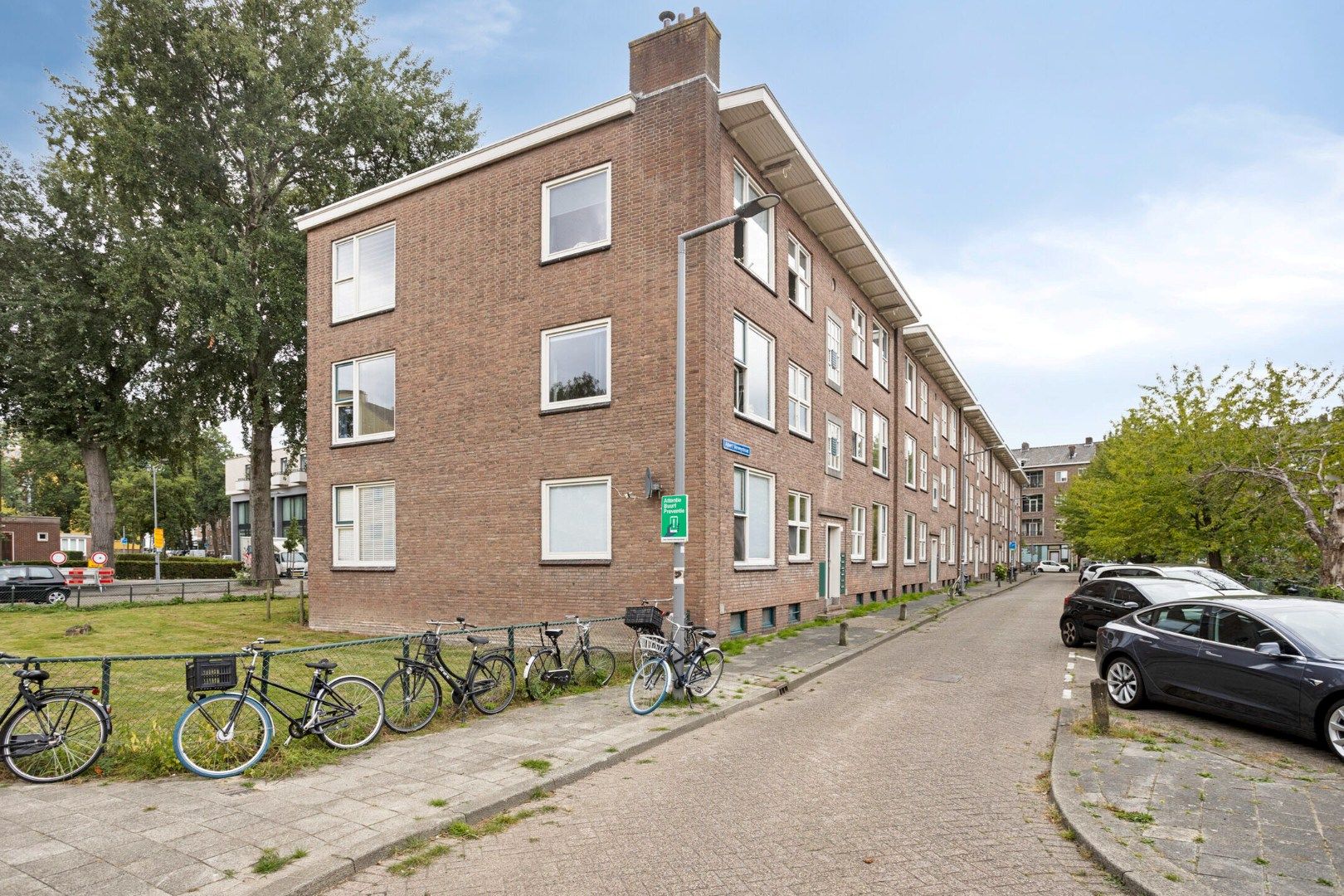 Foto 27 van Albert Verweystraat 3-C