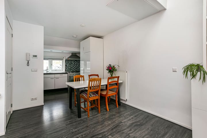 Foto 8 van Willemstraat 26-B