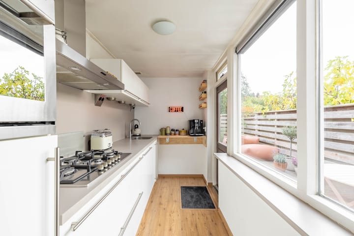 Photo 19 of Hermanstraat 15