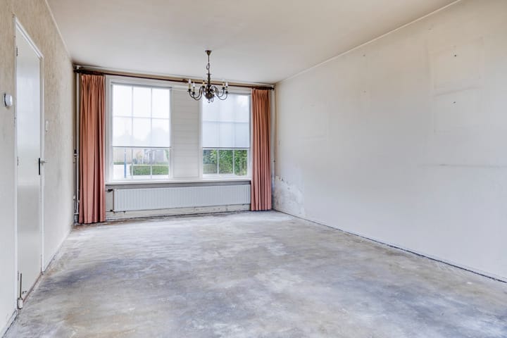 Photo 7 of Burgemeester van Zuijenstraat 23