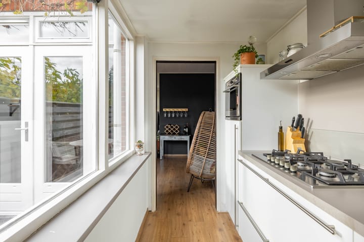 Photo 23 of Hermanstraat 15