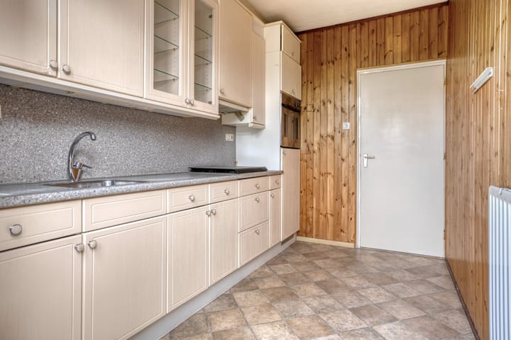 Photo 10 of Burgemeester van Zuijenstraat 23