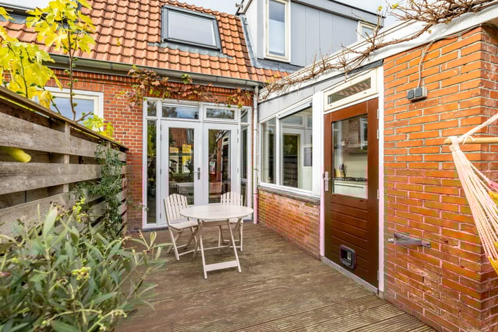 Photo 27 of Hermanstraat 15