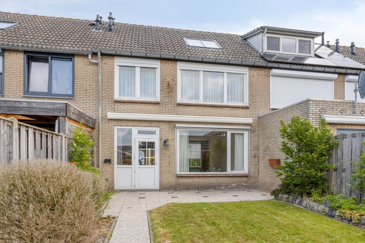 Photo 21 of Burgemeester van Zuijenstraat 23