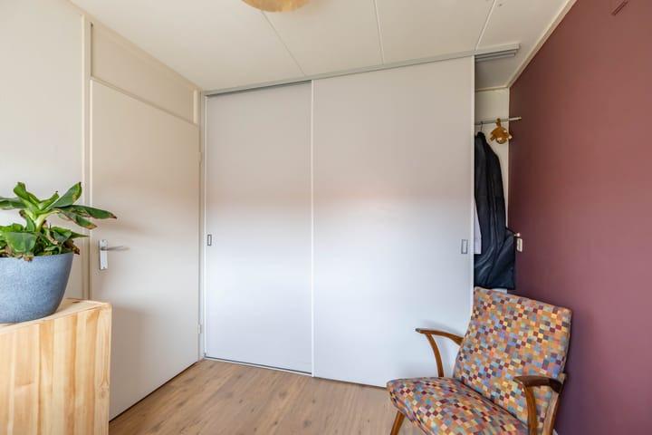 Photo 41 of Hermanstraat 15