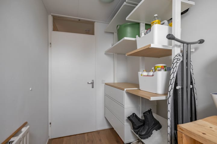 Photo 44 of Hermanstraat 15