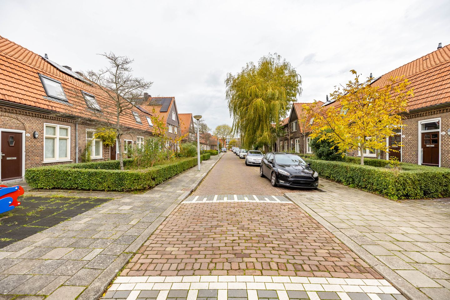 Photo 49 of Hermanstraat 15