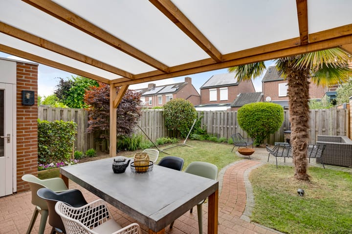 Photo 31 of Constantijnstraat 5