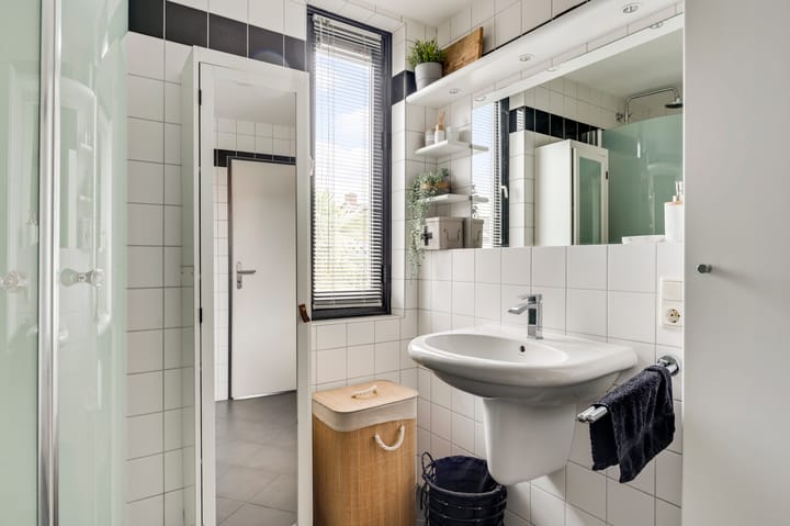 Photo 26 of Constantijnstraat 5